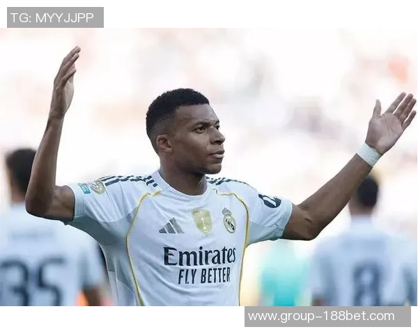 姆巴佩创造历史成皇马首位包揽赛季欧冠前三球的传奇球员 姆巴佩创造历史成皇马首位包揽赛季欧冠前三球的传奇球员