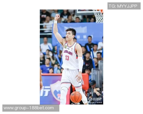 郭艾伦末节狂砍12分助球队逆转替补表现出色贡献19分3板2助