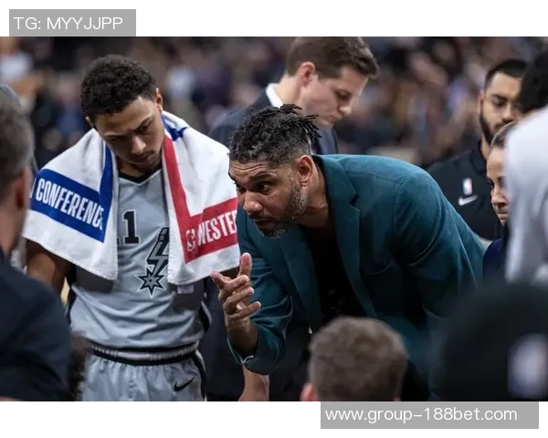 黄蜂主帅强调灵活用人策略将做出最有利于球队发展的决策