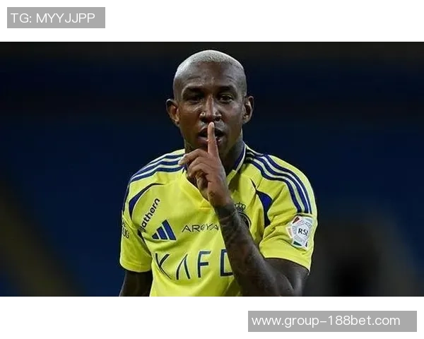 费内巴切决定清洗塔利斯卡500万年薪成负担引发关注